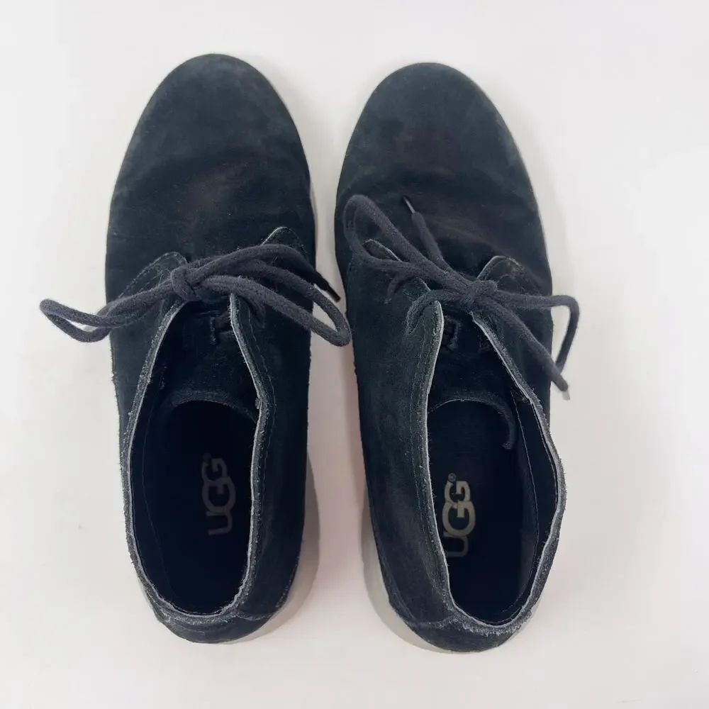 UGG Mens Size 7 Black Dustin Chukka Boots Suede Leather Lace Up Foam Footbed